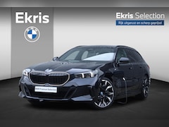 BMW 5-serie Touring - 530e | M Sportpakket Pro | Panodak | Driving Assistant Plus | Head-Up | Parking Assistant