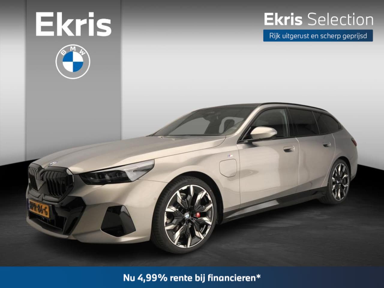 BMW 5-serie Touring - 530e | M-Sportpakket | LED | Leder | HUD | Trekhaak | Schuifdak | Active cruise | DAB | Ha - AutoWereld.nl