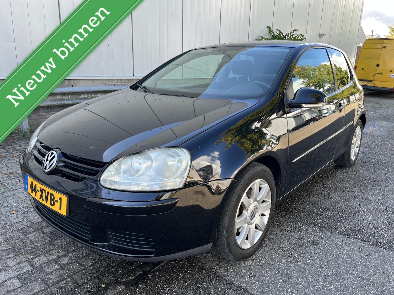 Volkswagen Golf - 1.6 FSI Sportline NIEUWE APK Airco - AutoWereld.nl
