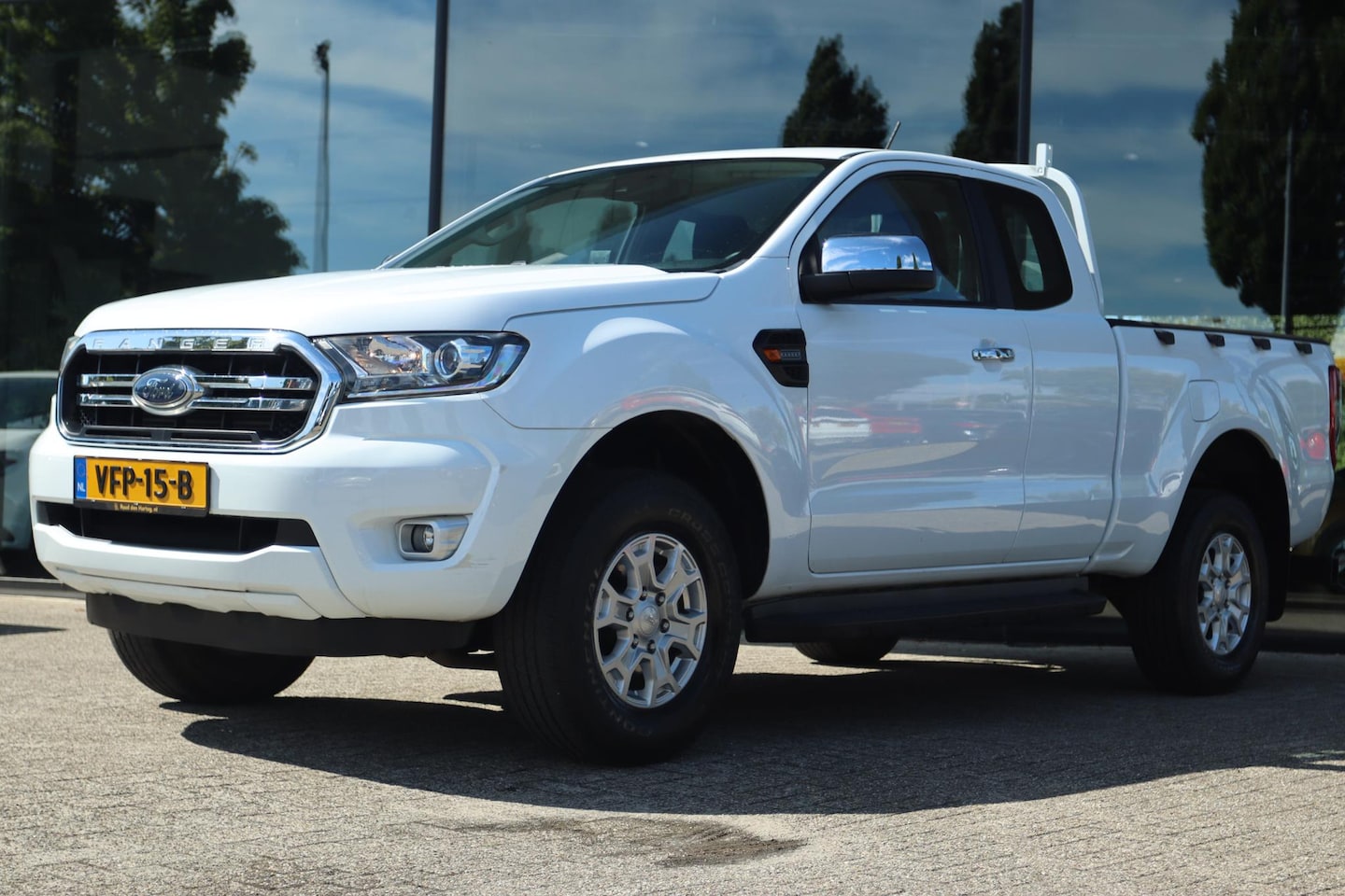 Ford Ranger - 2.0 ECOBLUE 170 PK AUT. 4X4 XLT SUPER CAB + 3500 KG TREKHAAK | CAMERA - AutoWereld.nl
