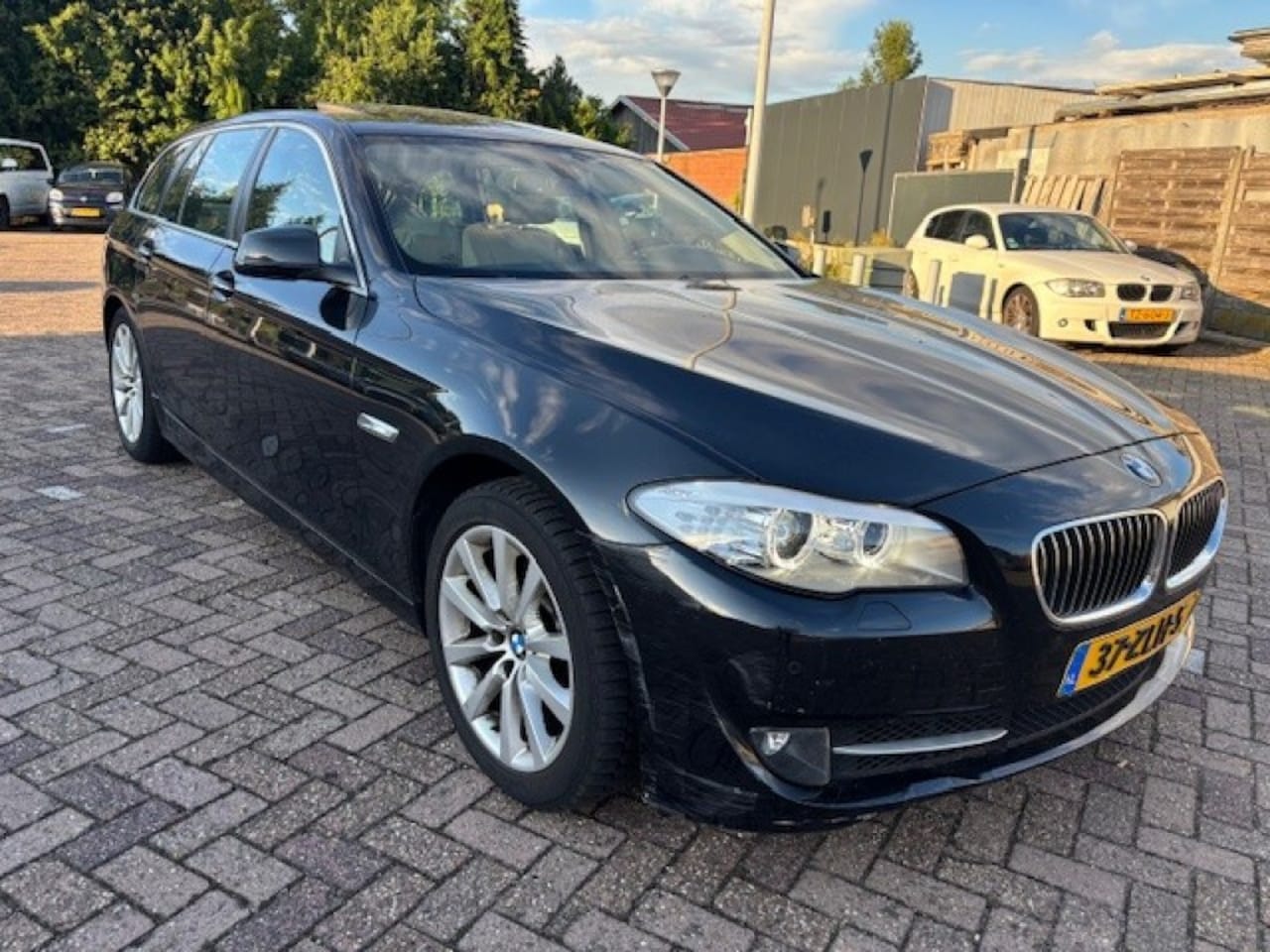 BMW 5-serie - 520i High Executive 520I HIGH EXECUTIVE - AutoWereld.nl