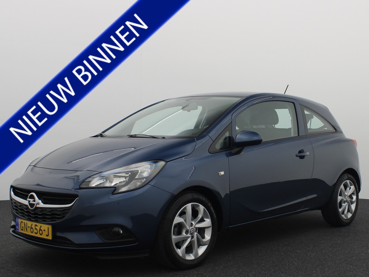 Opel Corsa - 1.4 Edition AIRCO / ELEK RAMEN / RADIO / CRUISE / NL-AUTO - AutoWereld.nl