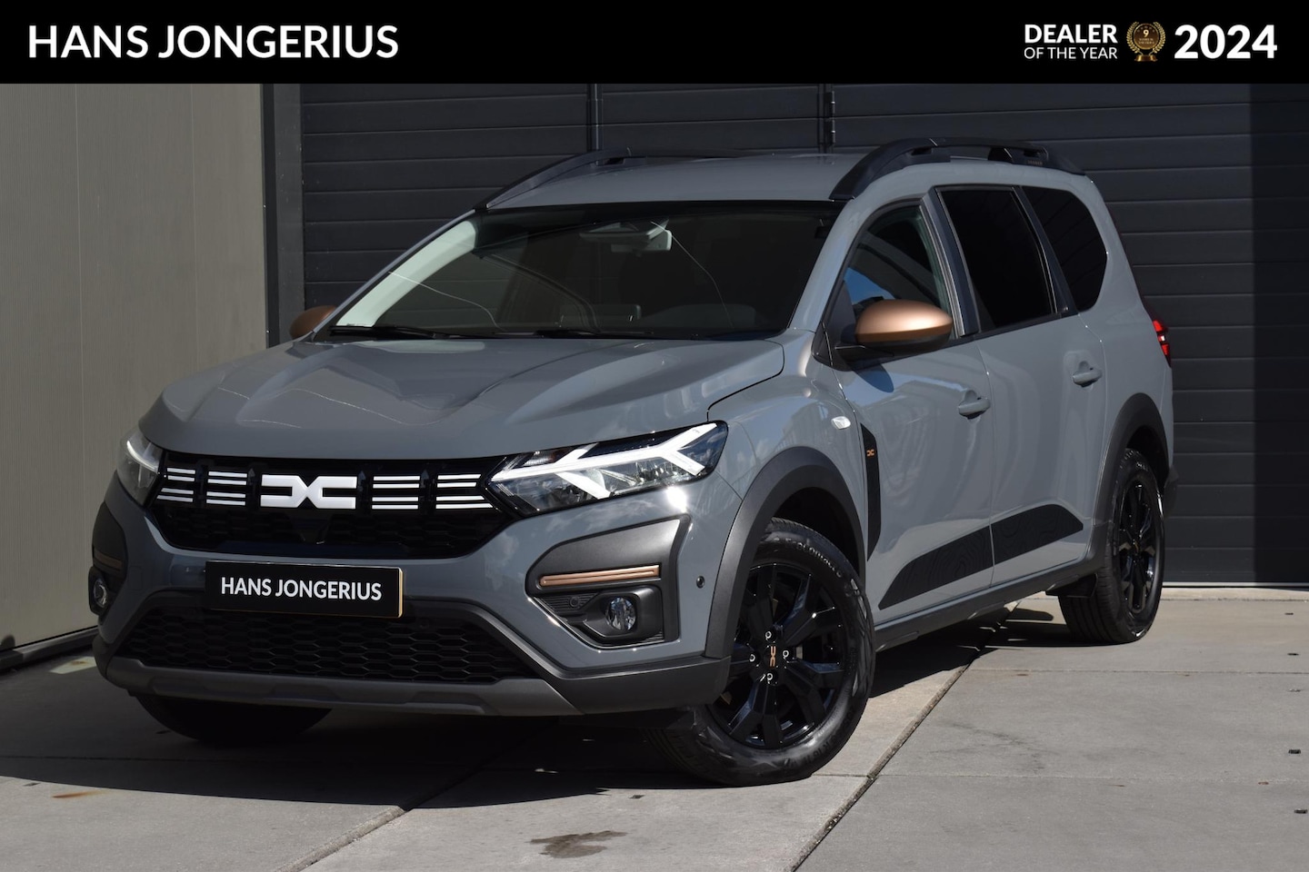 Dacia Jogger - Hybrid 140 Extreme |  AUTOMAAT | 5 PERSOONS | CAMERA | NAVI | CRUISE CONTROL | CLIMATE CON - AutoWereld.nl