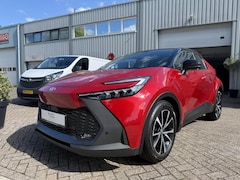 Toyota C-HR - 1.8 Hybrid 140 Executive | Adaptieve Cruise Control | Apple Carplay | Elektrische Achterkl