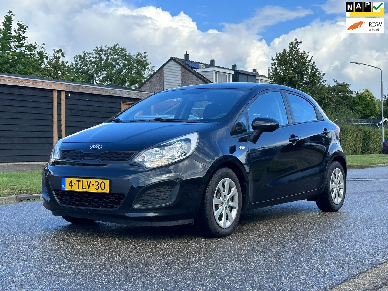 Kia Rio - 1.2 CVVT ComfortLine 5DR*Cruise*Airco*NAP*Trekhaak*Nieuwe APK* - AutoWereld.nl