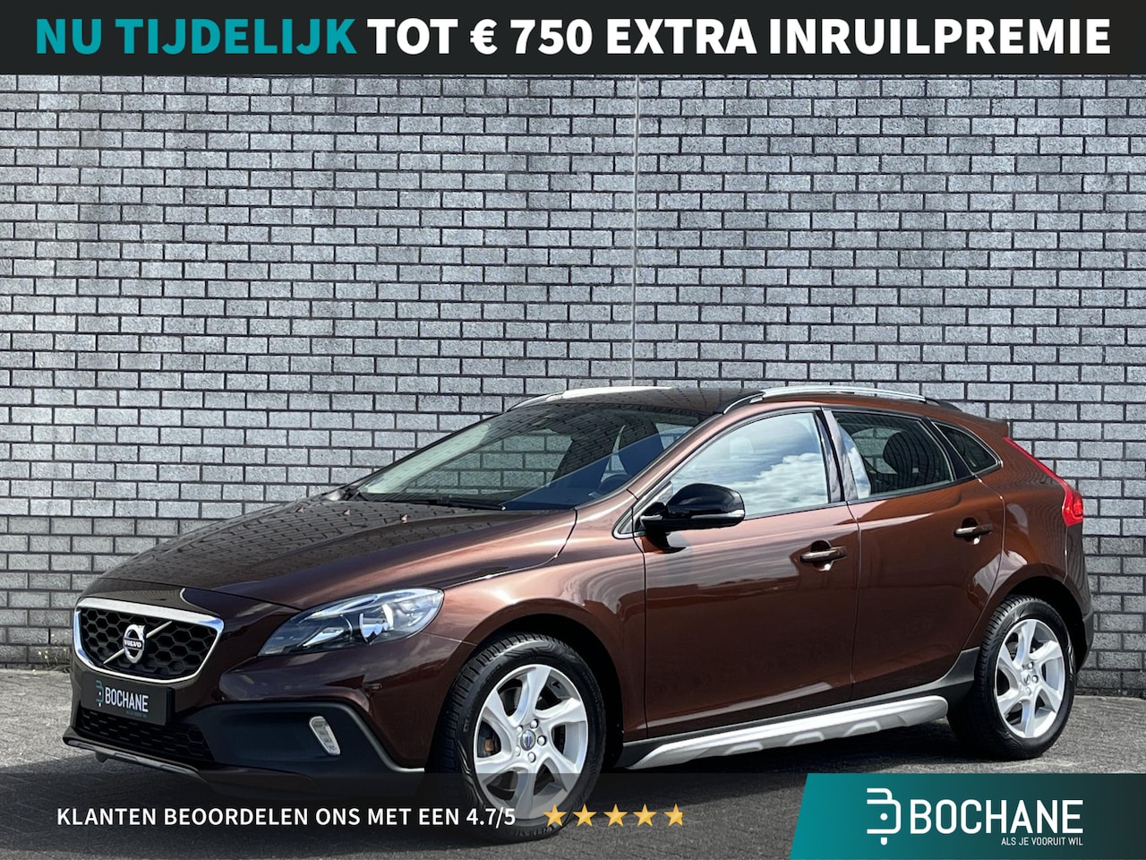 Volvo V40 Cross Country - 1.5 T3 Summum | All-Season banden | Parkeersensoren | Navigatie | Trekhaak | - AutoWereld.nl