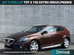 Volvo V40 Cross Country - 1.5 T3 Summum | All-Season banden | Parkeersensoren | Navigatie | Trekhaak |
