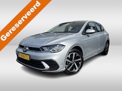 Volkswagen Polo - 1.0 TSI Life Parkeersensoren / Navigatie / 16"LM Velgen / Licht & Zicht / Airco / Camera