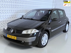Renault Mégane - 2.0-16V Privilège Luxe AUTOMAAT / 187.000km (2003)