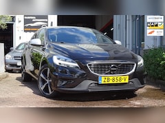 Volvo V40 - 1.5 T3 Polar+ Sport, BTW, Black on Black, Full Panodak, Full Option