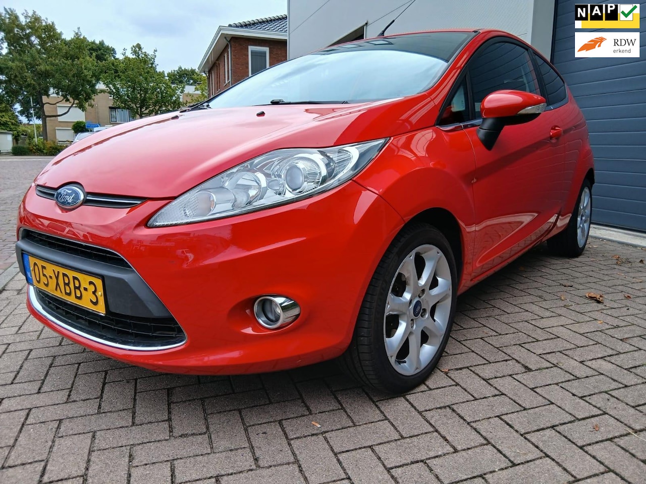 Ford Fiesta - 1.25 Titanium/Airco/AUX/Elek-pakket/Lmv - AutoWereld.nl