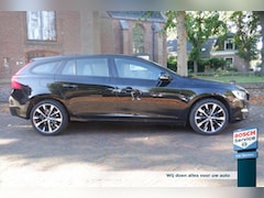 Volvo V60 - T3 152pk Summum