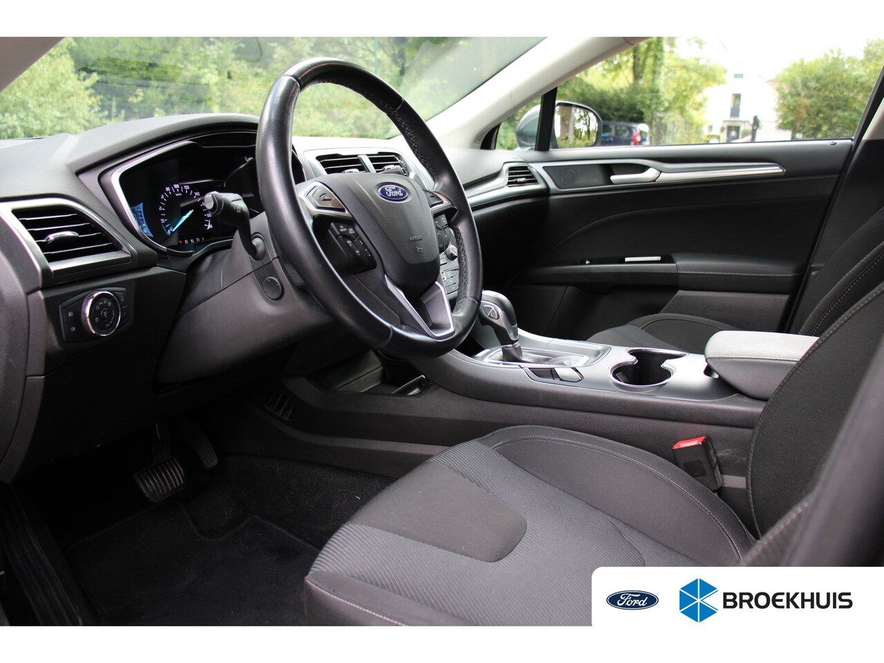 Ford Mondeo - 2.0 IVCT HEV Titanium X | TREKHAAK | ELEKTR STOEL + STUUR | ADAPTIVE CRUISE | ORIGINEEL NL - AutoWereld.nl