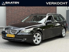 BMW 5-serie Touring - 523i LCI 190PK|Dealer onderhouden|2e eig|Pano|Leder|Softclose