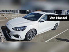 Ford Focus Wagon - 1.0 EcoBoost ST-Line Business | 18 INCH | WINTERPACK | PARKEERSENSOREN | DAB | APPLE CARPL
