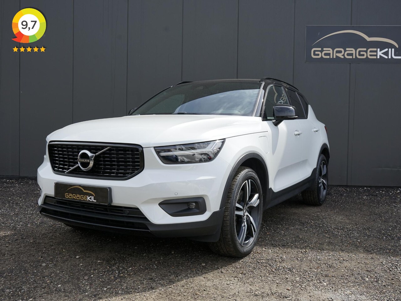Volvo XC40 - 1.5 T4 Recharge R-Design Expression Leder / Two-Tone / Camera / Stoel & Stuurverwarming / - AutoWereld.nl