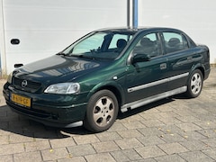 Opel Astra - 1.6 CDX airco open dak goed rijdend sedan