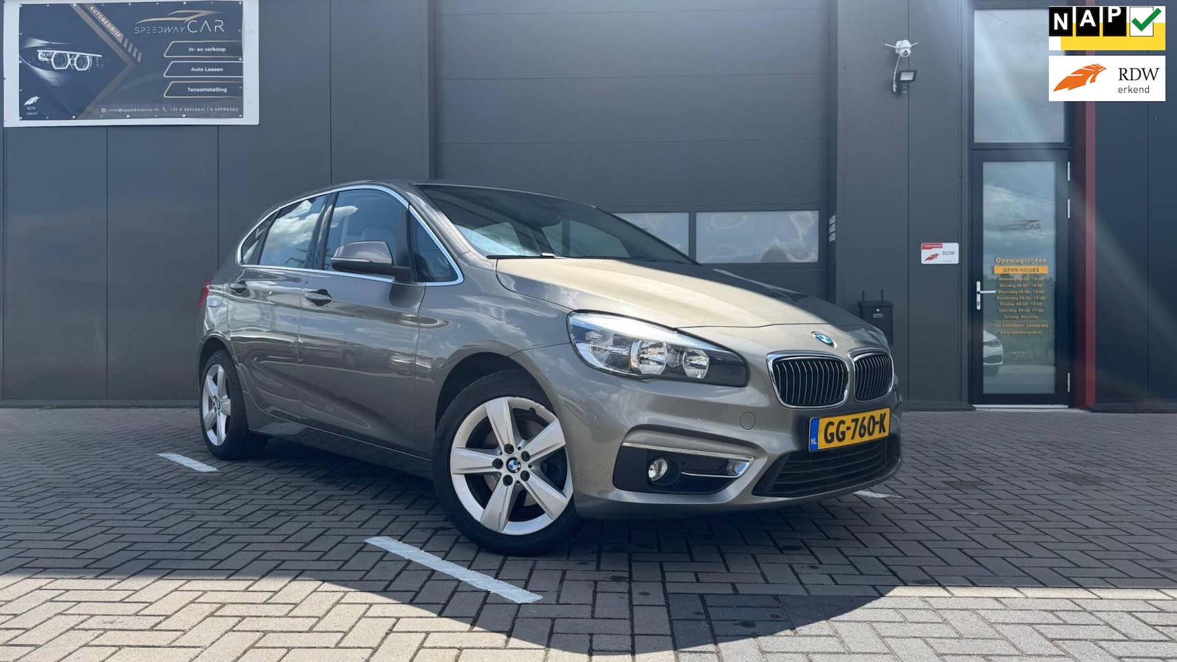BMW 2-serie Active Tourer - 220i Luxury 220i Luxury - AutoWereld.nl