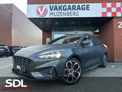 Ford Focus Wagon - 1.5 ST-Line // FULL LED // NAVI + CARPLAY // PDC V+A // ADAPTIV CRUISE