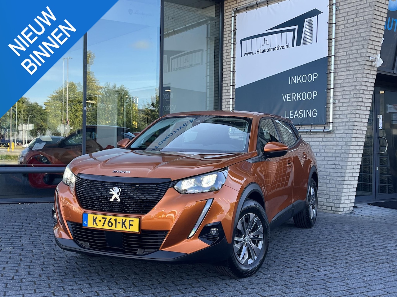 Peugeot 2008 - 1.2 PureTech Blue*NAVI*CAM*HAAK*ECC*CRUISE*CARPLAY - AutoWereld.nl
