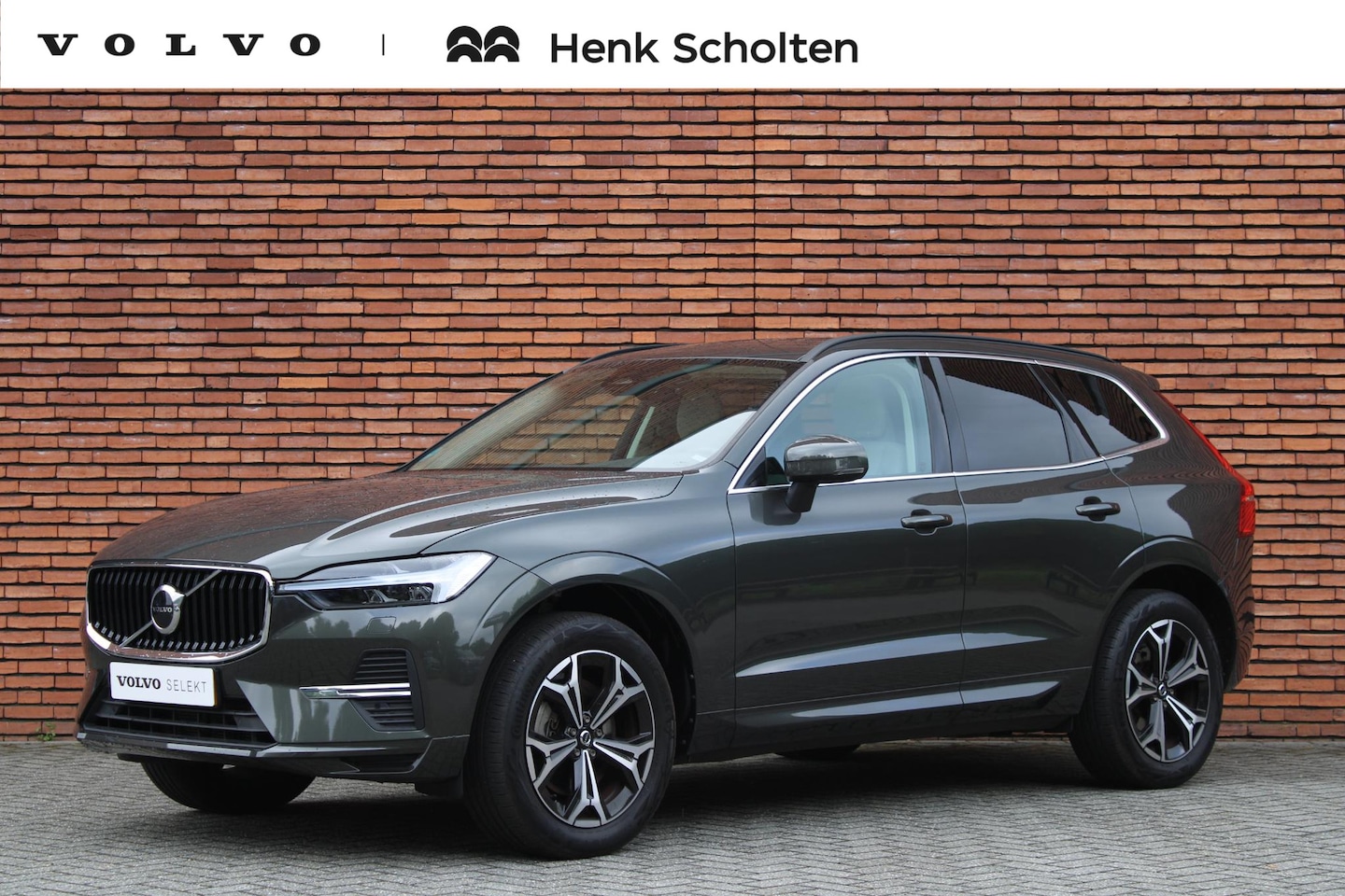 Volvo XC60 - 2.0 B5 Inscription Trekhaak Semi Elektrisch | Beige Lederen Bekleding | Verwarmbare Stoele - AutoWereld.nl
