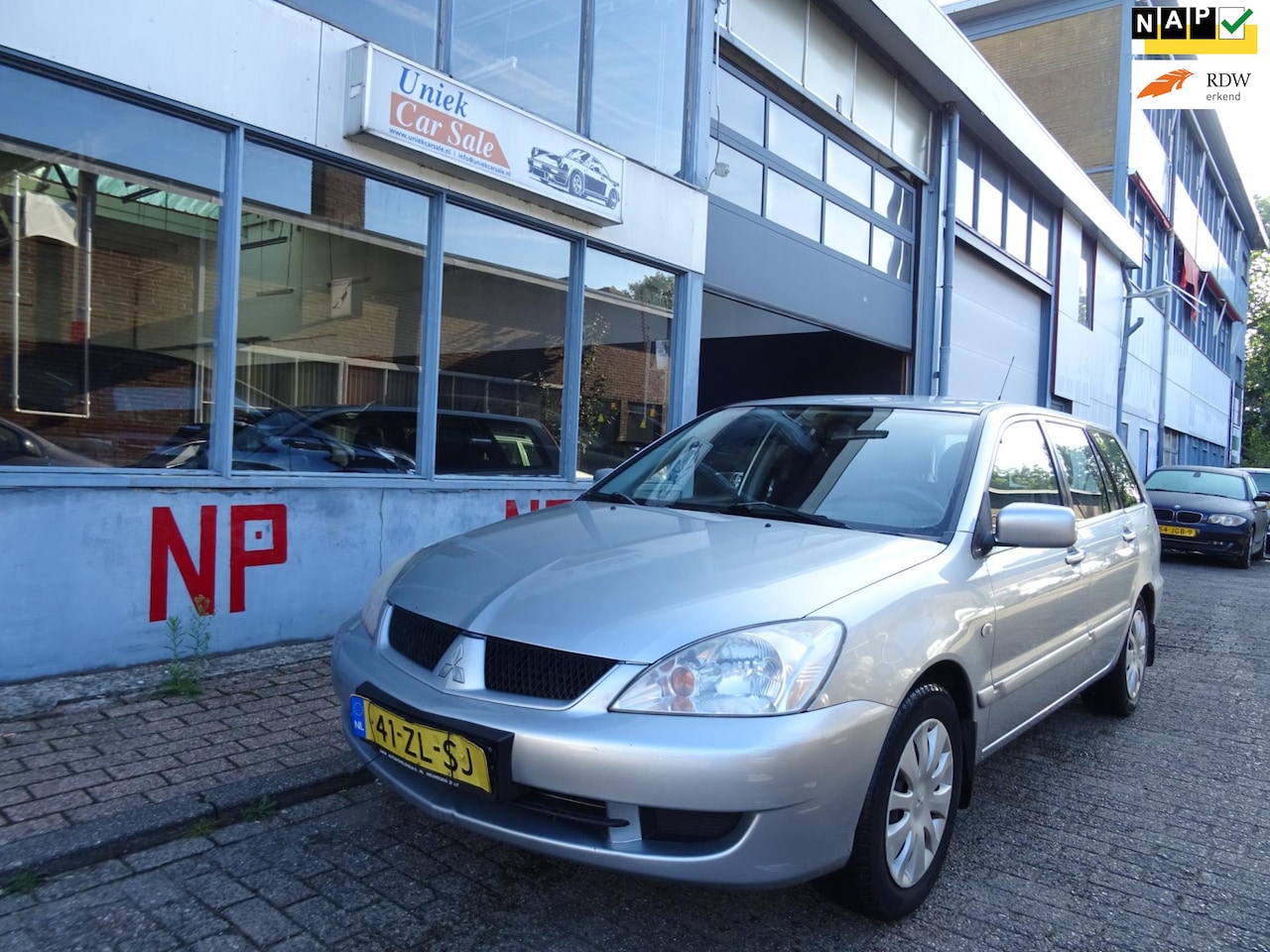 Mitsubishi Lancer Station Wagon - 1.6 Inform 1.6 Inform - AutoWereld.nl