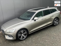 Volvo V60 - 2.0 T8 Twin Engine AWD Inscription