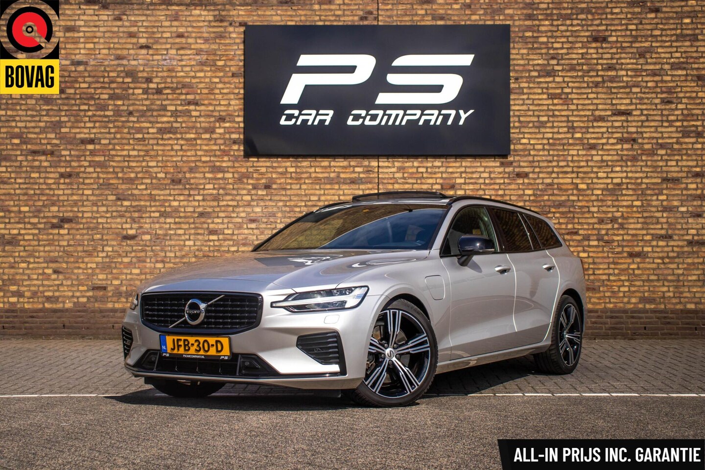 Volvo V60 - 2.0 T6 Recharge AWD R-Design 2.0 T6 Recharge AWD R-Design, Leder, Pano, Bowers - AutoWereld.nl