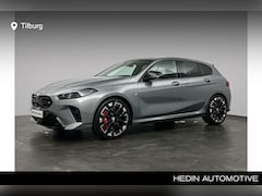 BMW 1-serie - M135 xDrive M-Sport Pro | M-Sportstoelen | Head Up Display | Driving Assistant Professiona
