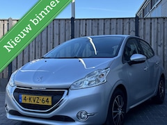 Peugeot 208 - 1.2 VTi Envy/ Airco/Navi/Nieuwe distrubutieriem
