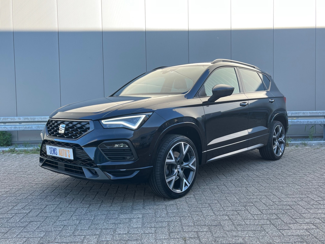 SEAT Ateca - 1.5 TSI FR Business Intense Virtual Cockpit / Pano / Full Led - AutoWereld.nl