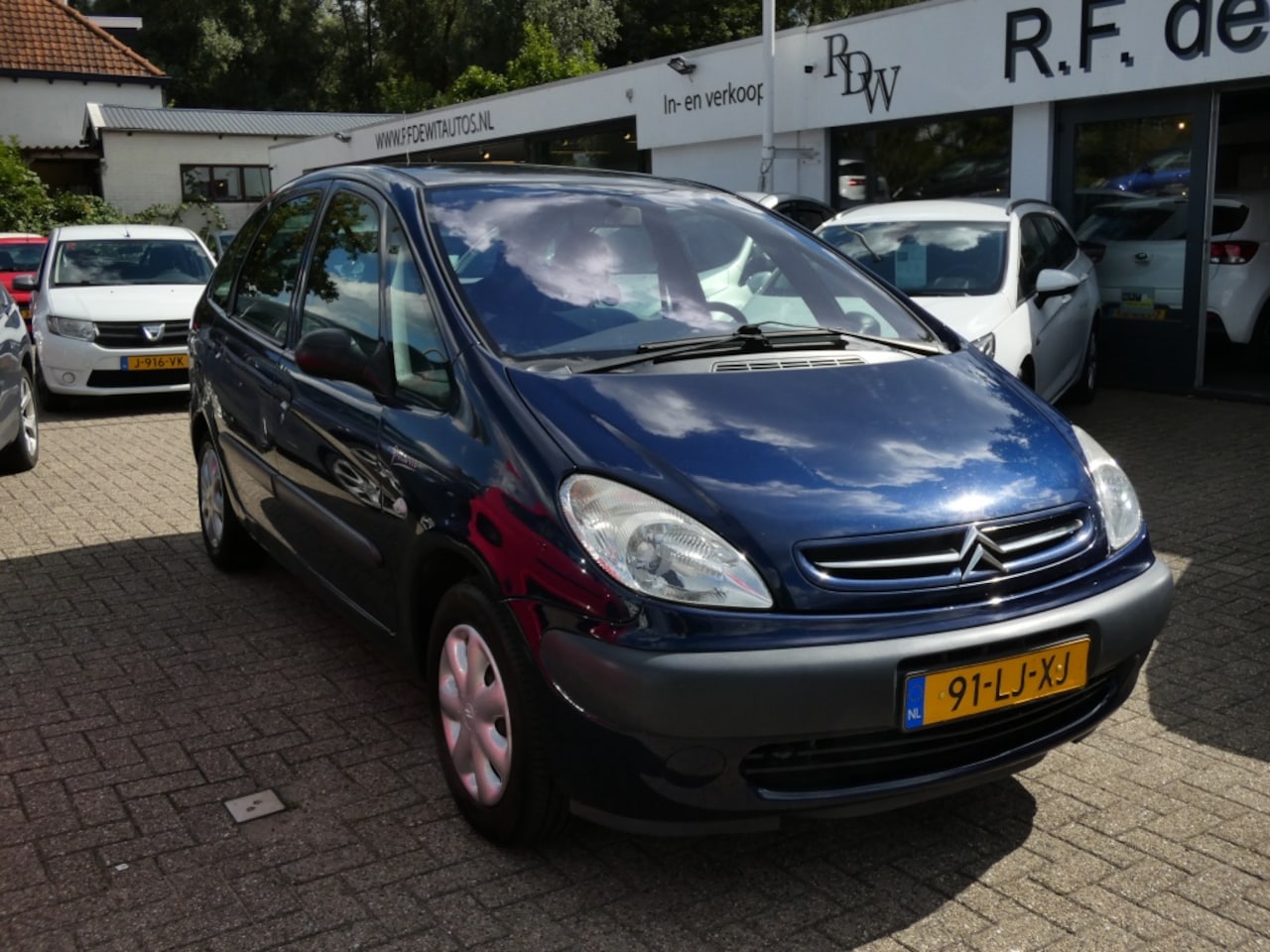 Citroën Xsara Picasso - 1.8i-16V Plaisir Airco Nwe Apk - AutoWereld.nl