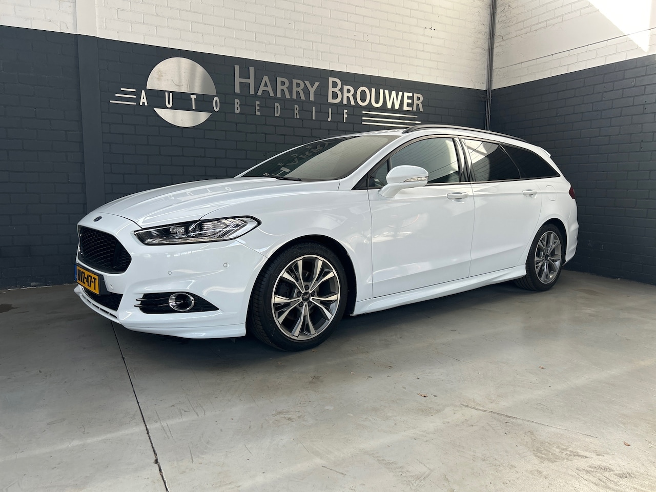Ford Mondeo Wagon - 1.5 ST-Line. zeer vol in de opties, nieuwe motor.(garantie) - AutoWereld.nl