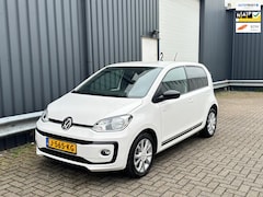 Volkswagen Up! - 1.0 BMT high Club up Airco PDC Stoelverwarm