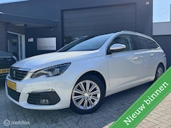 Peugeot 308 SW - 1.2 T 130 PK Premium VOL AUTOMAAT / PANO / KEURIG NETJES