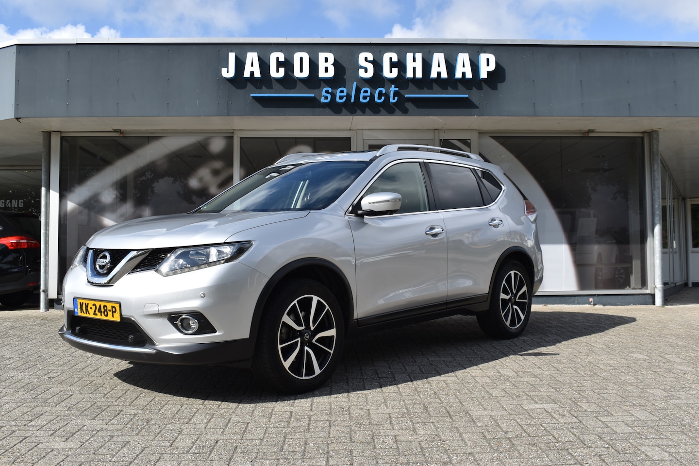 Nissan X-Trail - 1.6 dCi Connect Edition 7p. / Trekhaak afn. (2000kg) / Keyless / Panoramadak / 19" LM / Ca - AutoWereld.nl