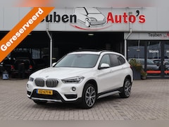 BMW X1 - sDrive20i Orange Edition III Panoramadak, 4 Cilinder, Lederen interieur, Cruise control, A