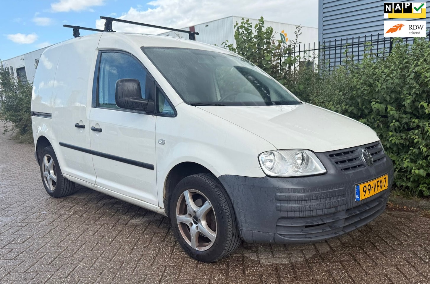 Volkswagen Caddy - 2.0 SDI | Trekhaak | APK - AutoWereld.nl