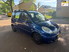 Toyota Yaris Verso - Airco / Leuke auto / Bouwjaar 2005 / Nieuw APK