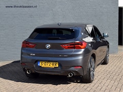 BMW X2 - sDrive20i High Executive M-Sport Automaat