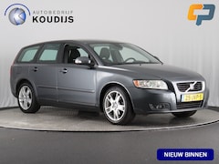 Volvo V50 - 1.8 Sport (NL-Auto / Cruise / Airco / Bluetooth)