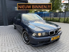 BMW 5-serie - 520i Edition Sport Clima Groot Navi 19inch