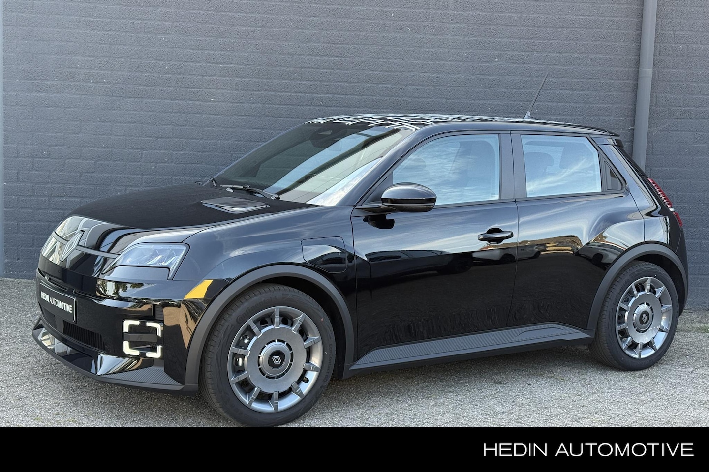 Renault 5 - urban range evolution 40 kWh Night & Day uitvoering - AutoWereld.nl