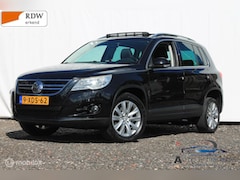 Volkswagen Tiguan - 1.4 TSI Sport&Style 150PK Trekhaak Pano Airco Navi