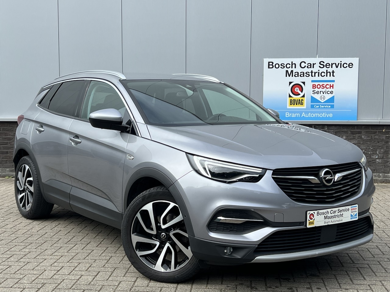 Opel Grandland X - 1.2 Turbo Executive | NAVI | Carplay | Dealer onderhouden | 1ste Eigenaar | - AutoWereld.nl