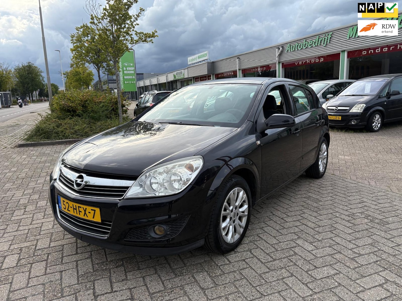 Opel Astra - 1.6 Temptation|NAP|AIRCO|5-DEURS| - AutoWereld.nl