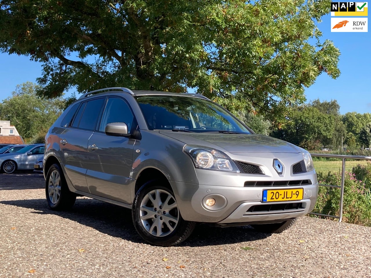 Renault Koleos - 2.5 Dynamique Luxe | Clima | Nieuwe APK! | Keyless | Nu 4.750,- - AutoWereld.nl