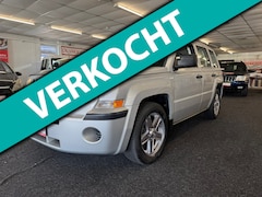 Jeep Patriot - 2.4 Sport Adventure 4X4. Youngtimer, trekhaak, airco en veel meer