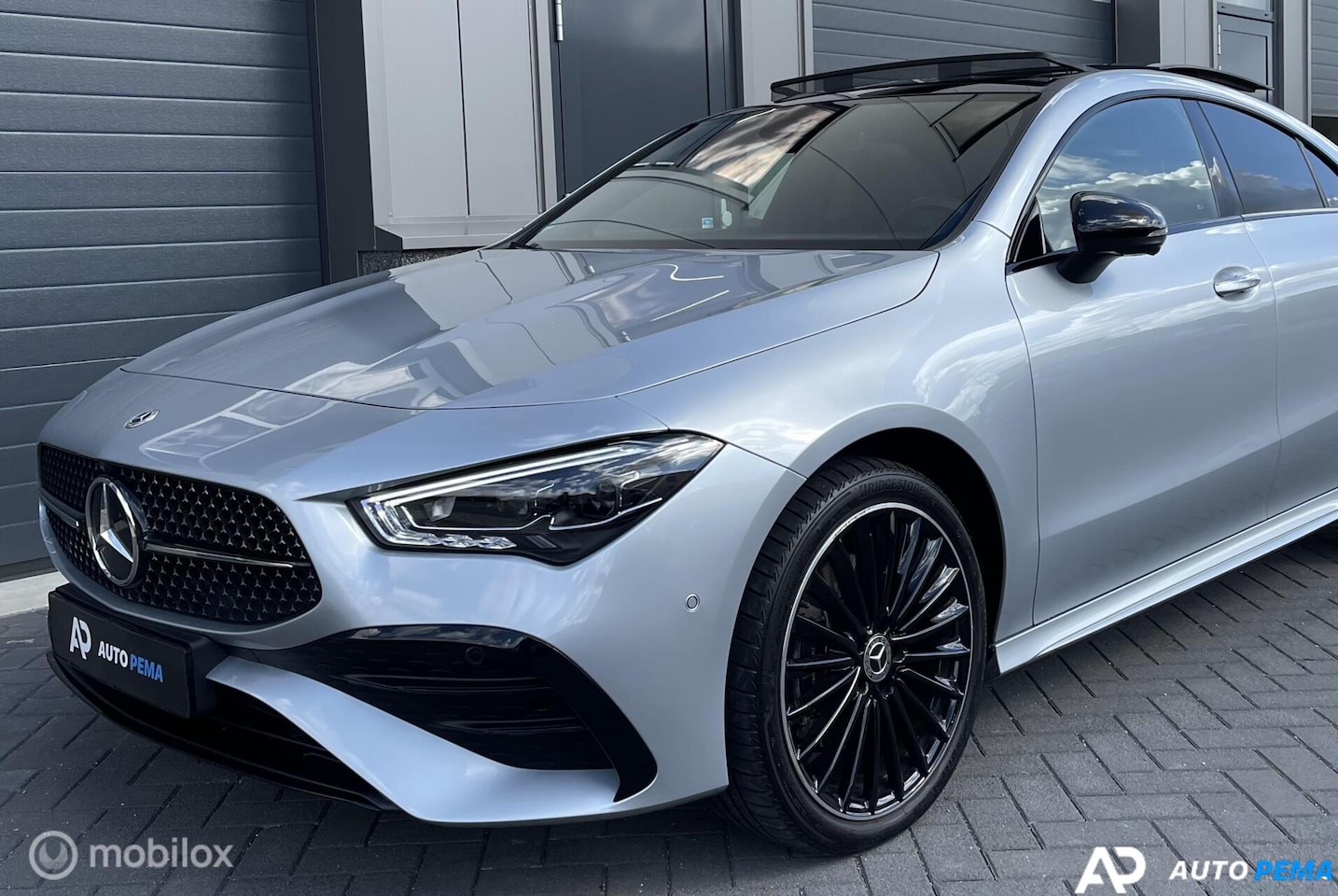 Mercedes-Benz CLA-Klasse - Mercedes-Benz CLA-klasse 250 e AMG Line 218PK Night - AutoWereld.nl