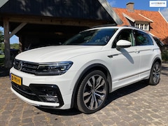 Volkswagen Tiguan - 2.0 TSI 4Motion Highline Business R